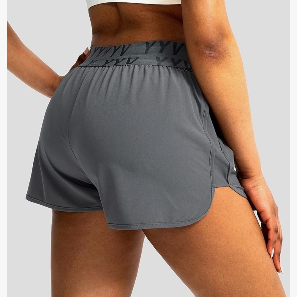 Gray Athletic Shorts with Elastic Waistband and Breathable Fabric EUC